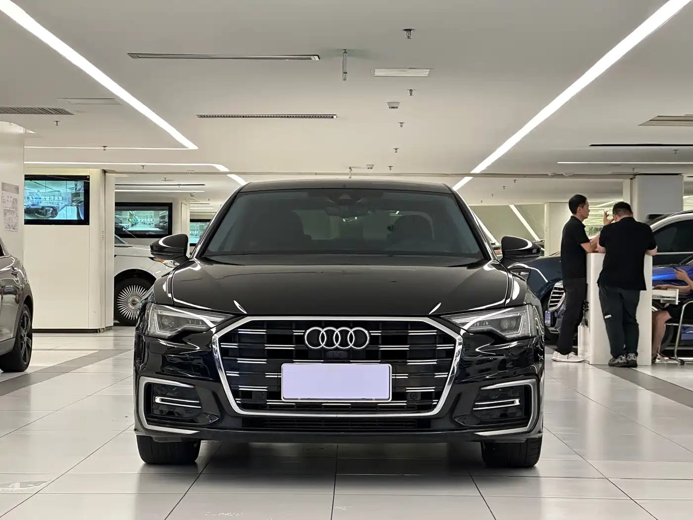 Audi A6L 2023 Facelift 45 TFSI quattro Premium Dynamic фото 2