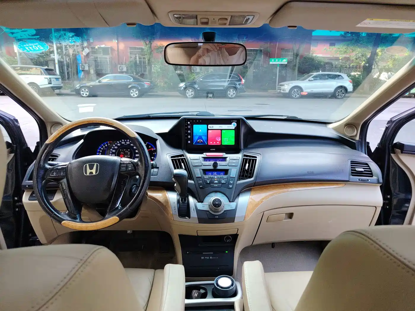 Фото 4 - Honda Odyssey