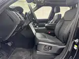 Photo 11 - Land Rover Discovery