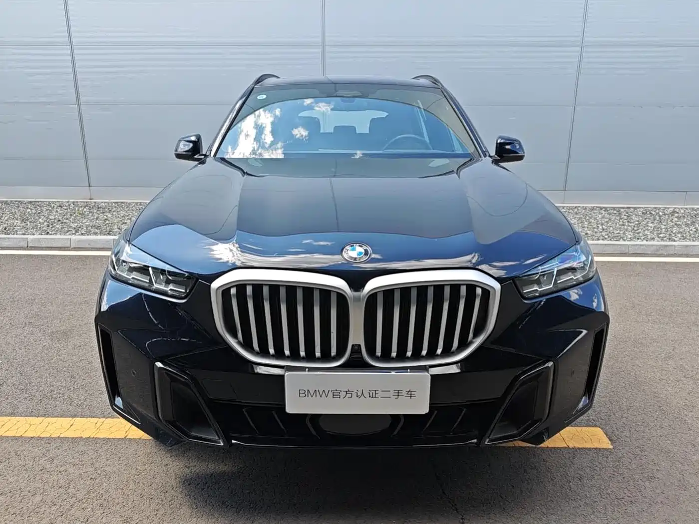 BMW X5 2025 Model xDrive 40Li Exclusive M Sport Blackout Package фото 2