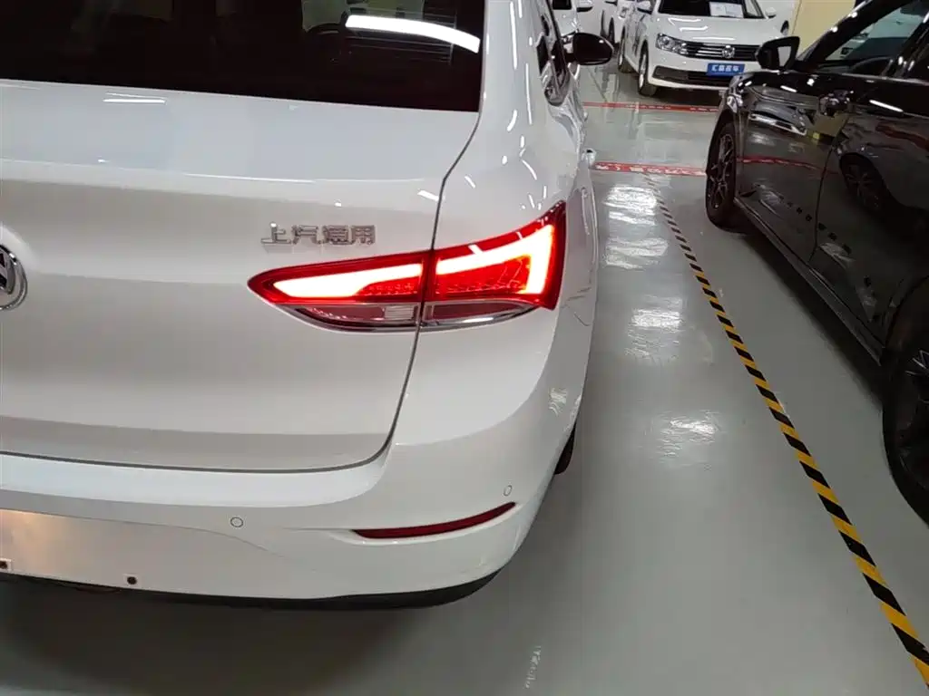 Buick Excelle 2019 18T Auto Connected Elite China VI фото 8