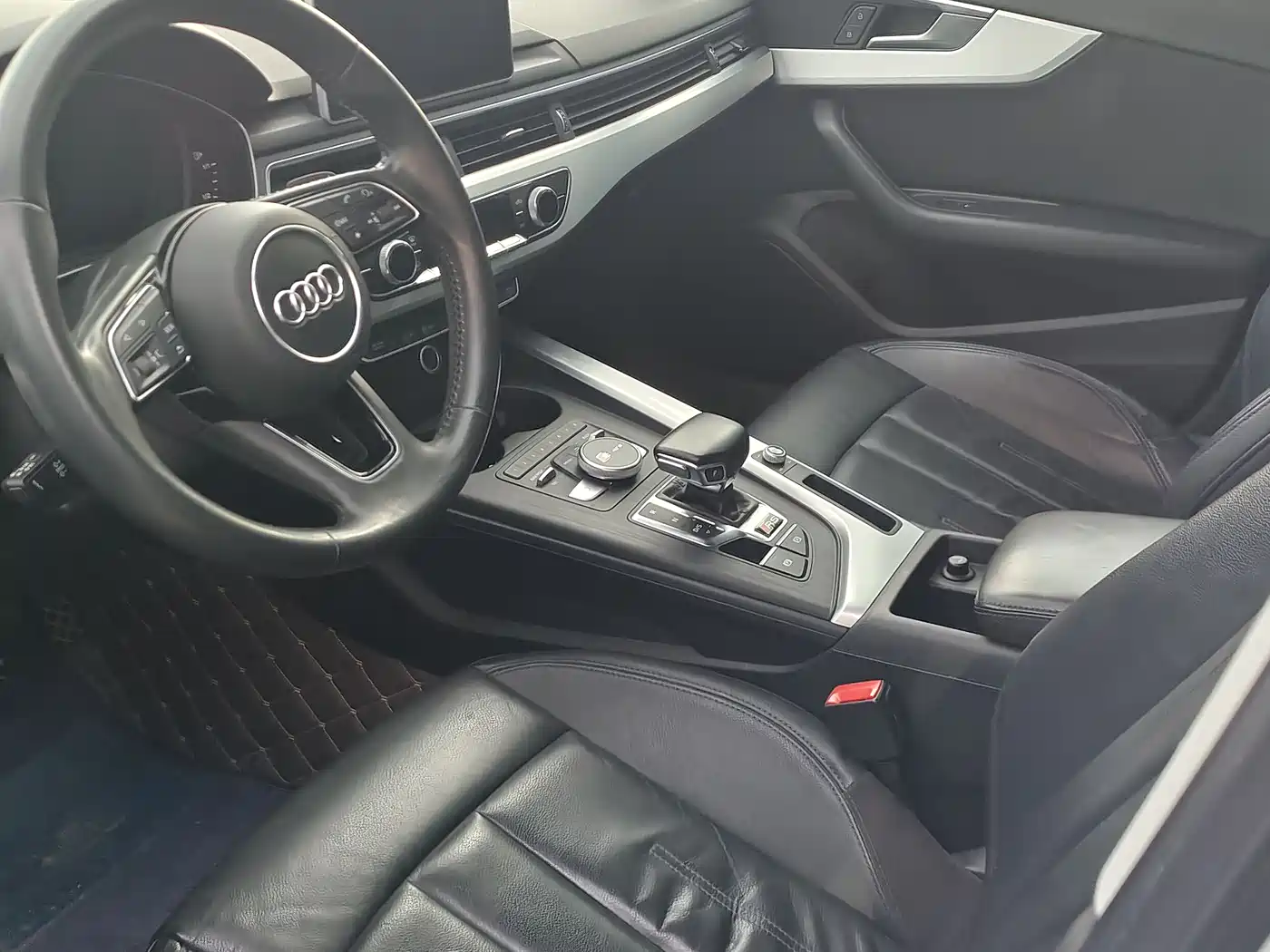 Audi A4L 2018 30th Anniversary 40 TFSI Fashion фото 6