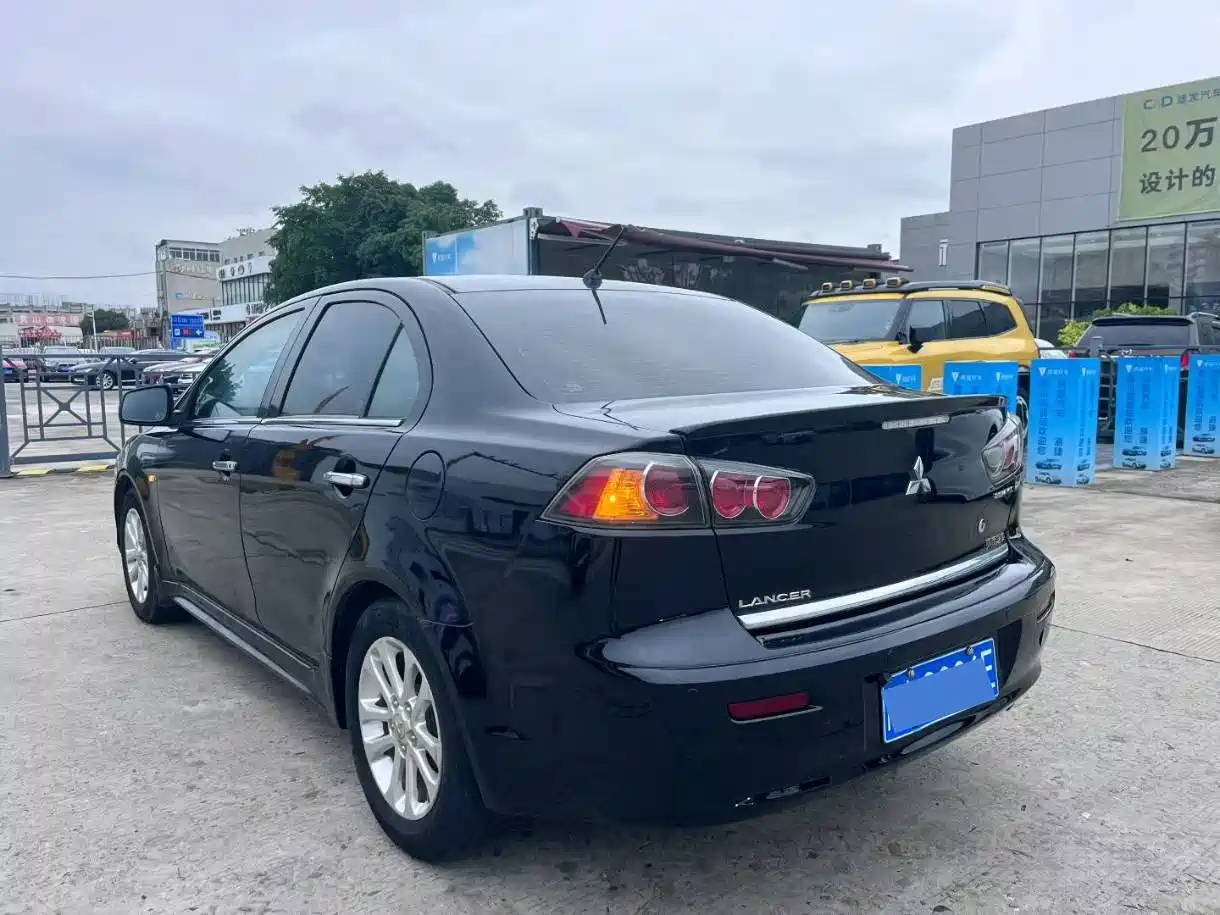 Mitsubishi Lancer EX 2011 Zhi Xuan Edition 2.0L CVT Flagship фото 8