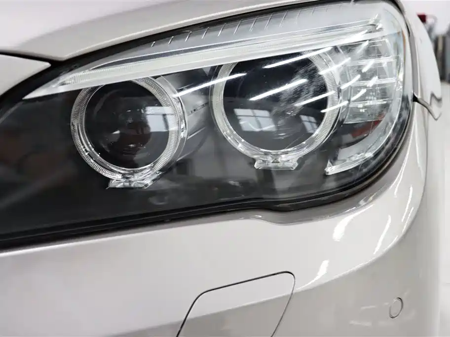 BMW 7 Series 2014 730Li Premium фото 9