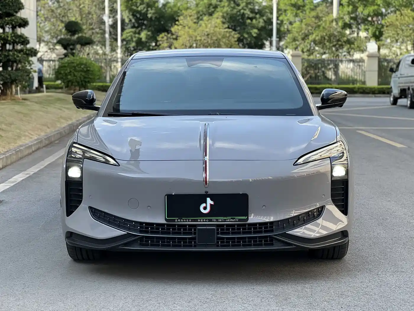 Hongqi EH7 2024 Model 760 Pro+ AWD фото 2