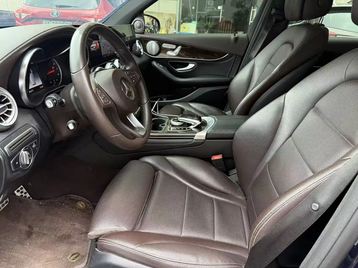 Mercedes-Benz GLC 2018 GLC 260 4MATIC Dynamic фото 4