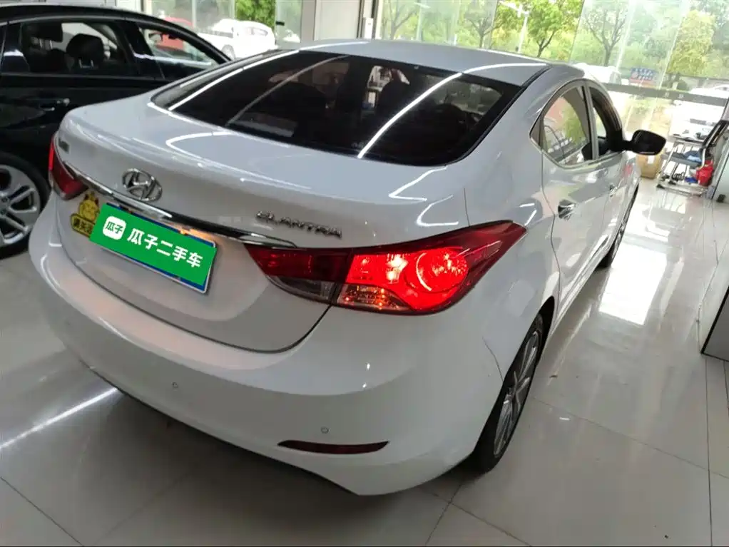 Hyundai Langdong 2015 1.6L Auto Premium фото 7