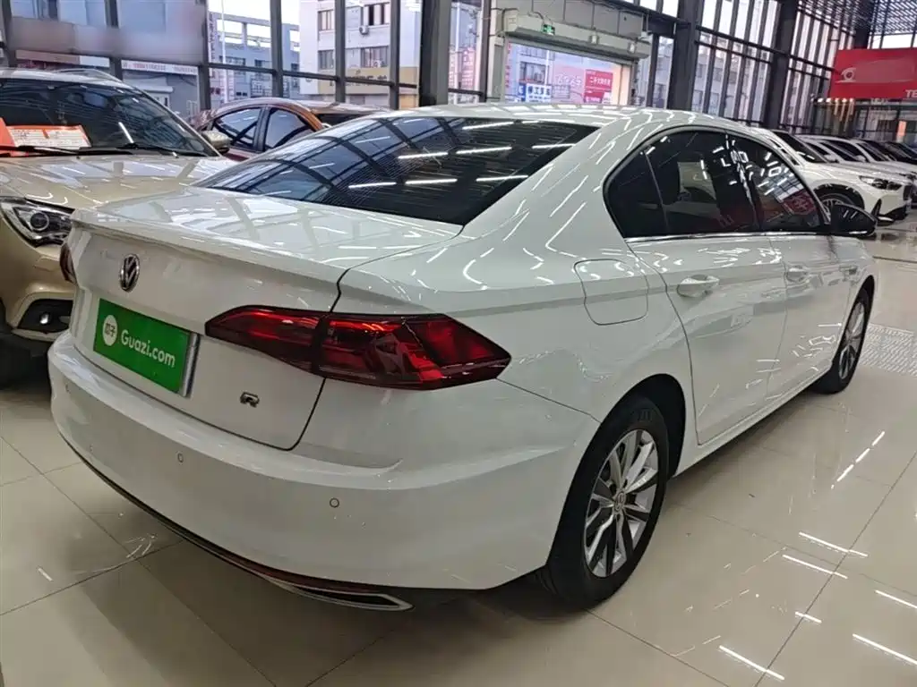 Volkswagen Bora 2020 1.5L Automatic Elite фото 5