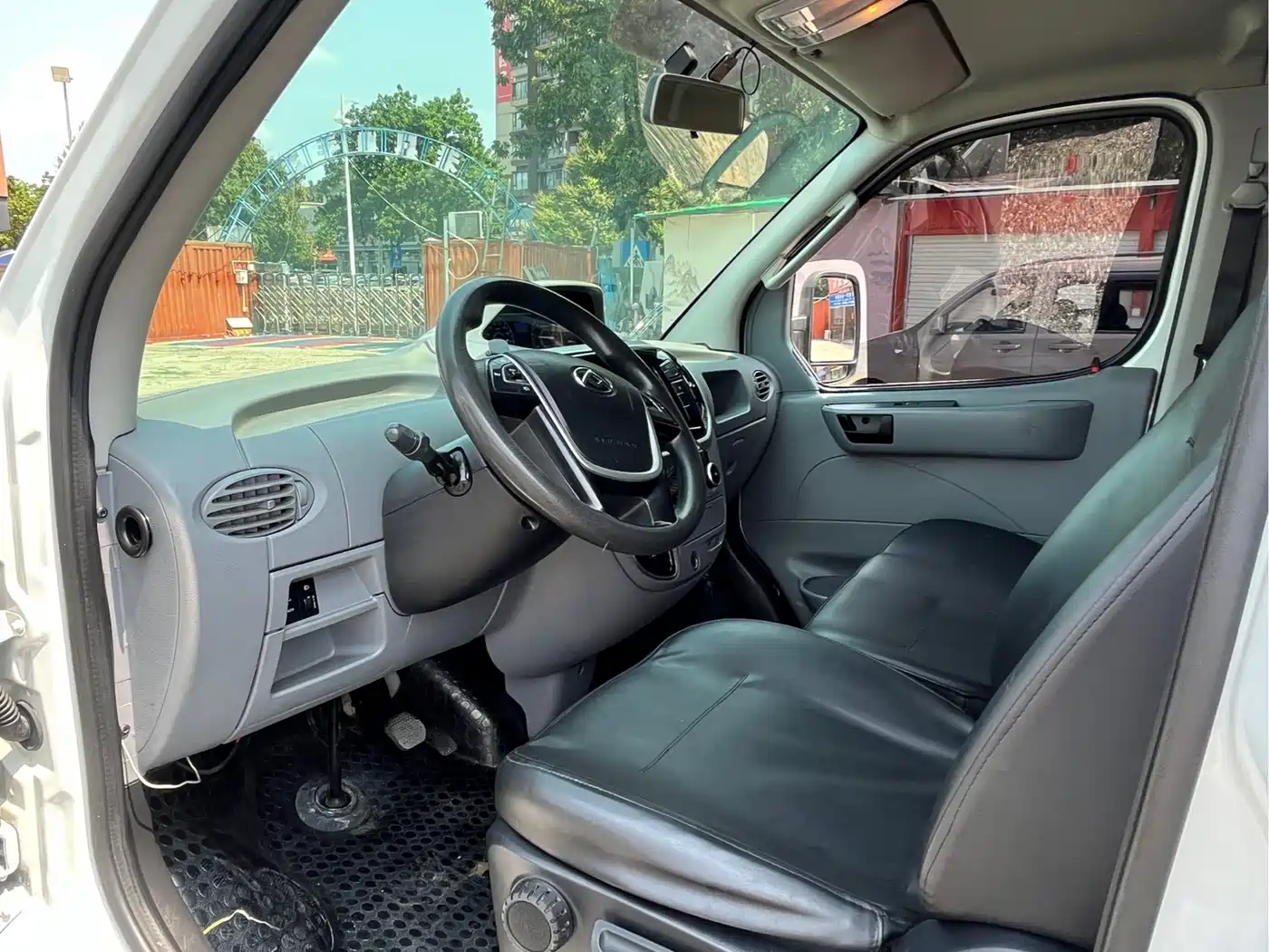 SAIC MAXUS XINTU V80