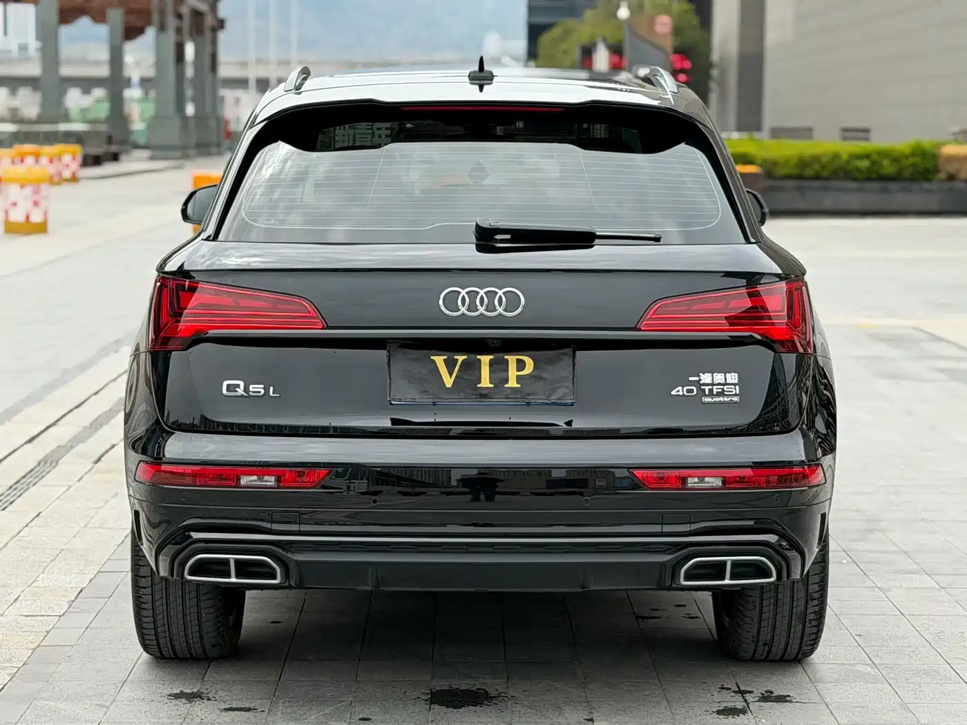 Audi Q5L 2024 Model 40 TFSI Luxury Dynamic фото 5
