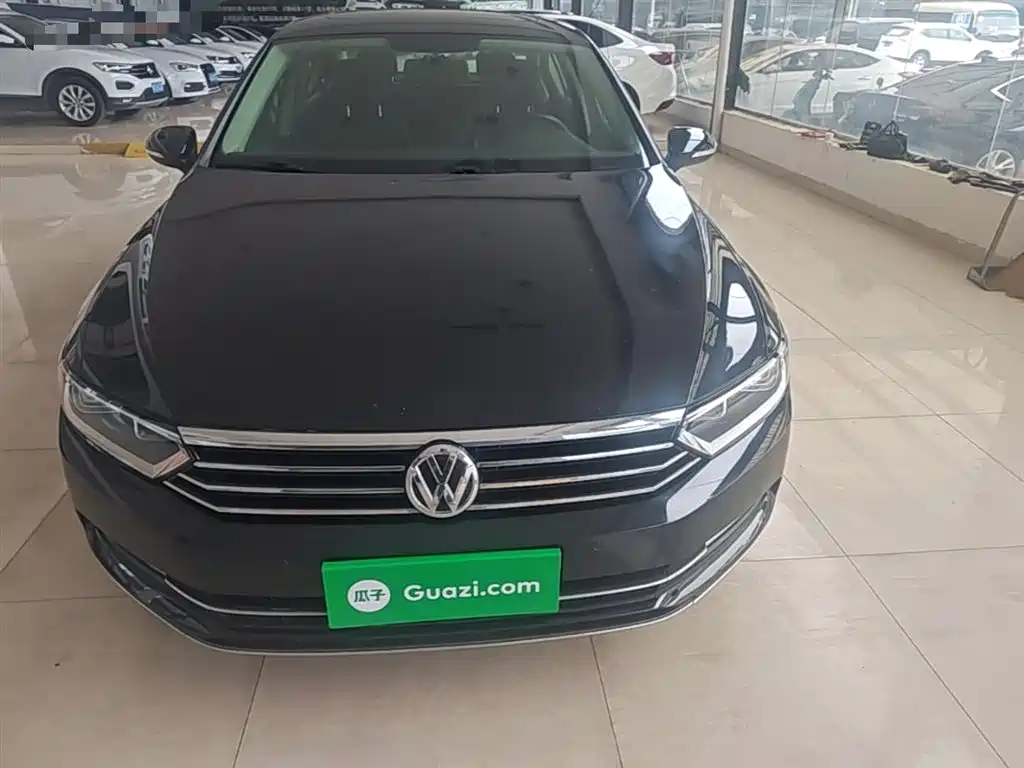 Volkswagen Magotan 2018 330TSI DSG Leading фото 3