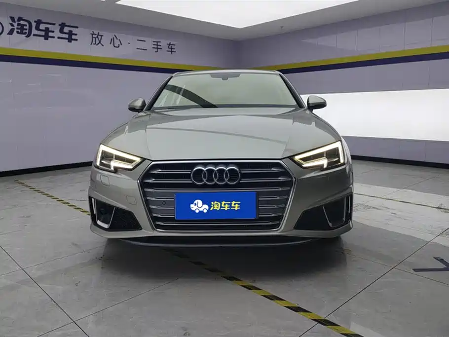 Audi A4L 2018 30th Anniversary 40 TFSI Fashion фото 2