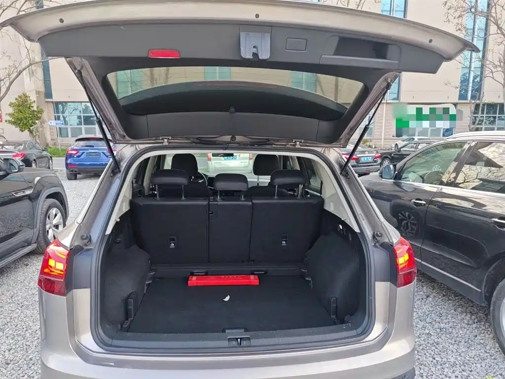 Volkswagen Tayron 2019 330TSI 2WD Luxury China VI фото 19