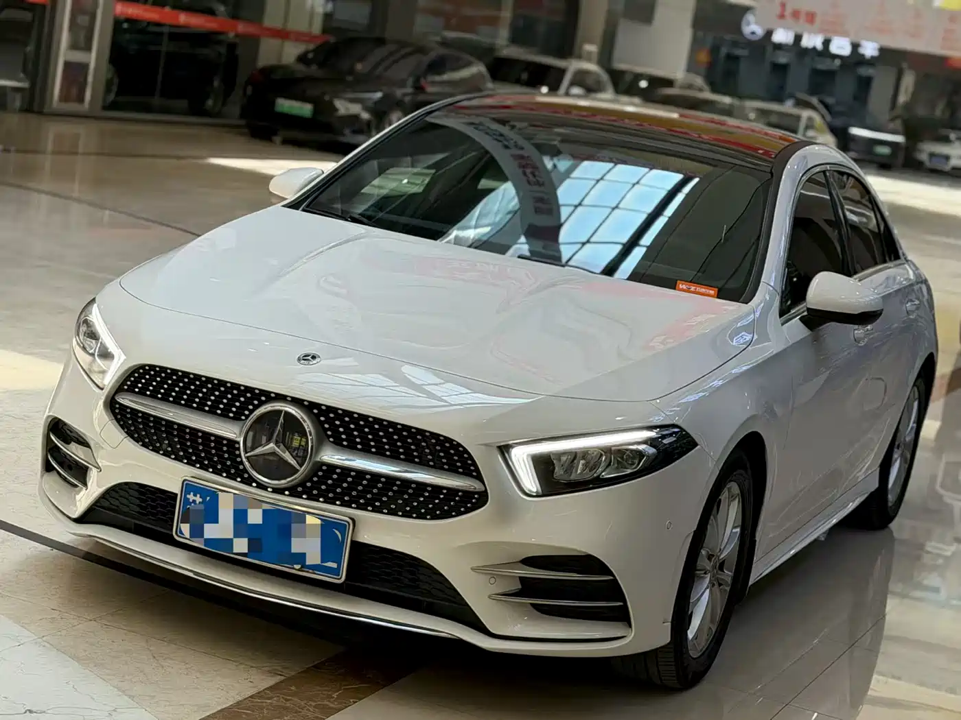 Mercedes-Benz A-Class 2021 A 200 L Sport Sedan Fashion Edition