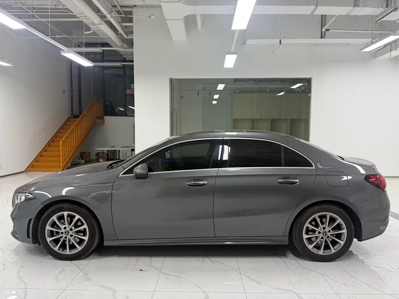 Mercedes-Benz A-Class 2021 A 200 L Sport Sedan Dynamic Type фото 3