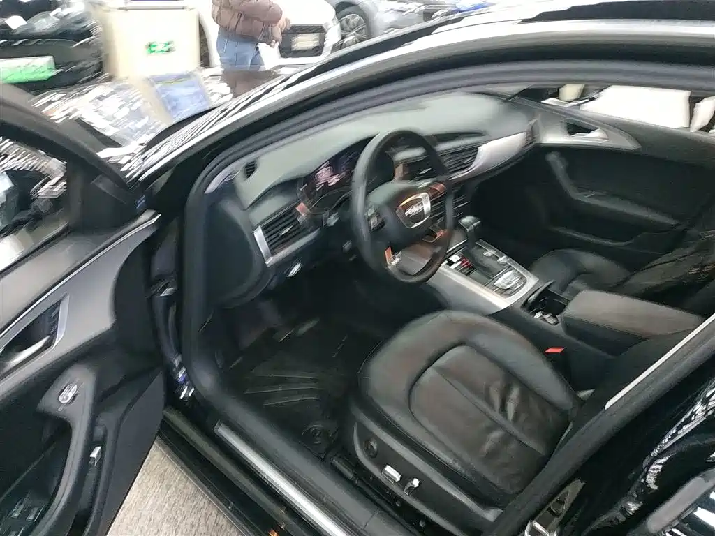 Audi A6L 2016 30 FSI Technology фото 8