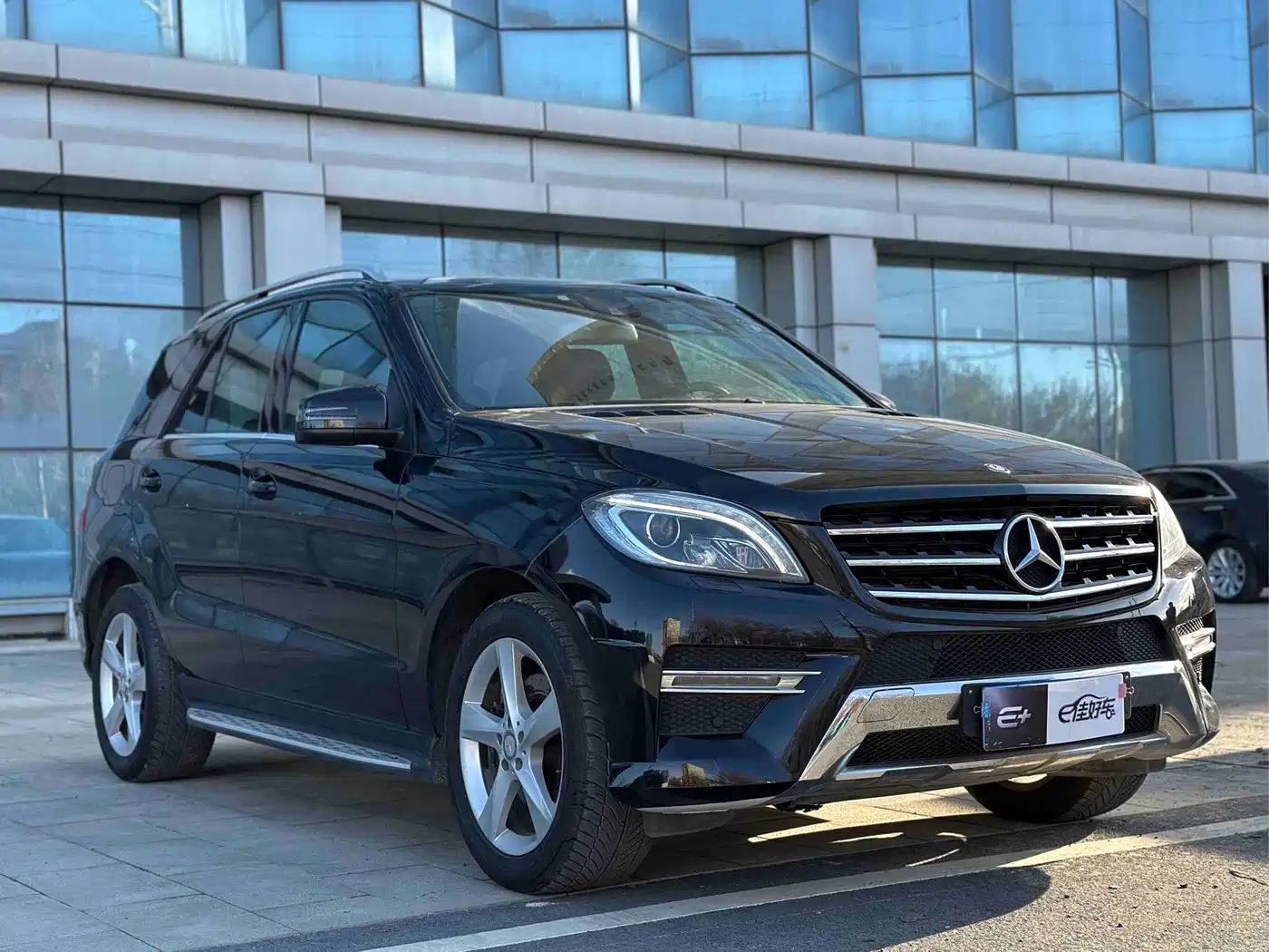 Mercedes-Benz M-Class 2014 ML 320 4MATIC фото 3