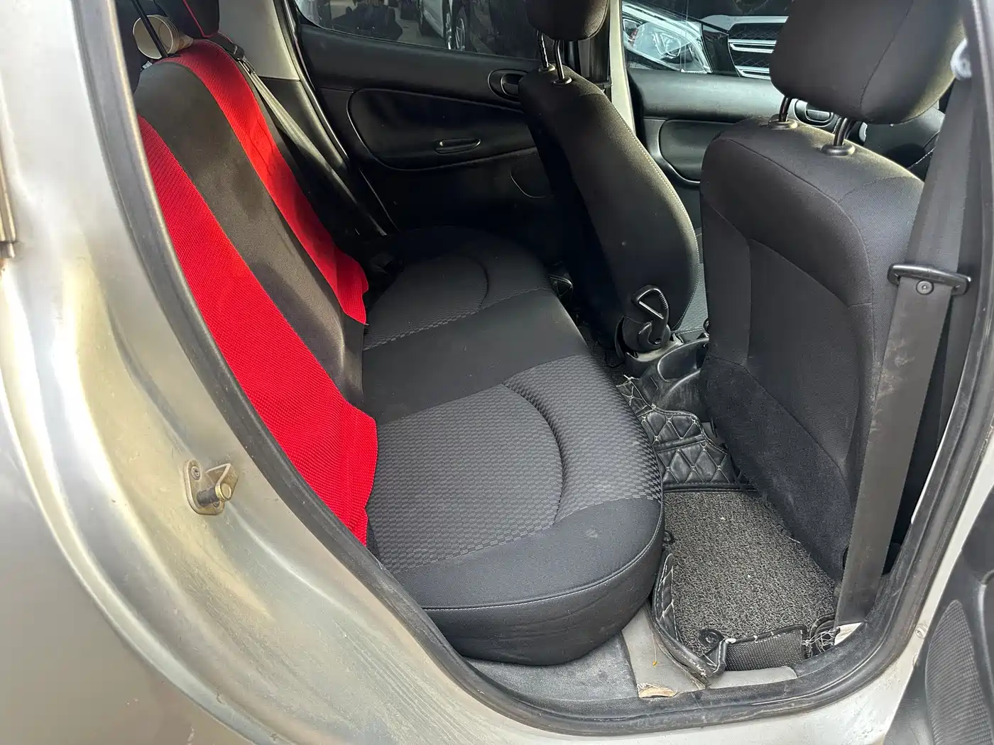 Peugeot 207 2013 2011 Sedan 1.4L Manual Joy Edition