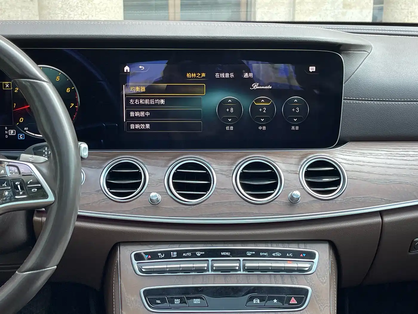 Mercedes-Benz E-Class 2022 Second Facelift E 300 L Luxury фото 20