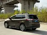 Фото 8 - Ford Edge