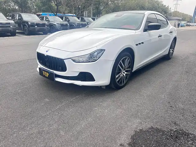 MASERATI GHIBLI