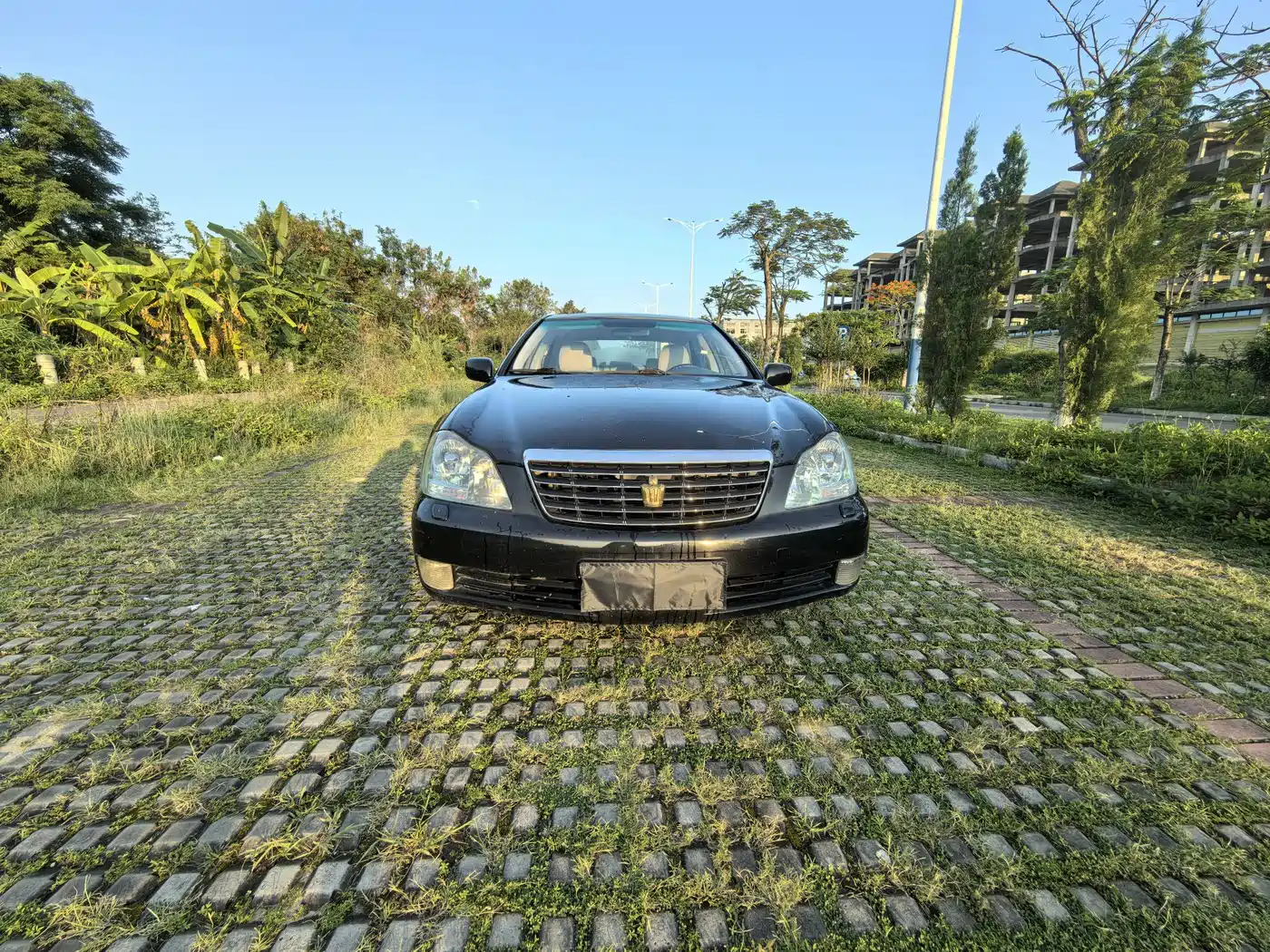 Toyota Crown 2005 Model 3.0L Royal Saloon фото 2