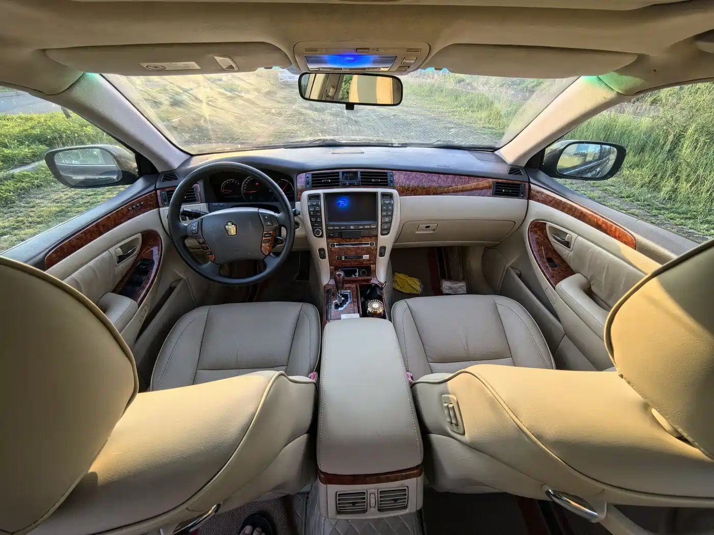 Toyota Crown 2005 Model 3.0L Royal Saloon фото 6