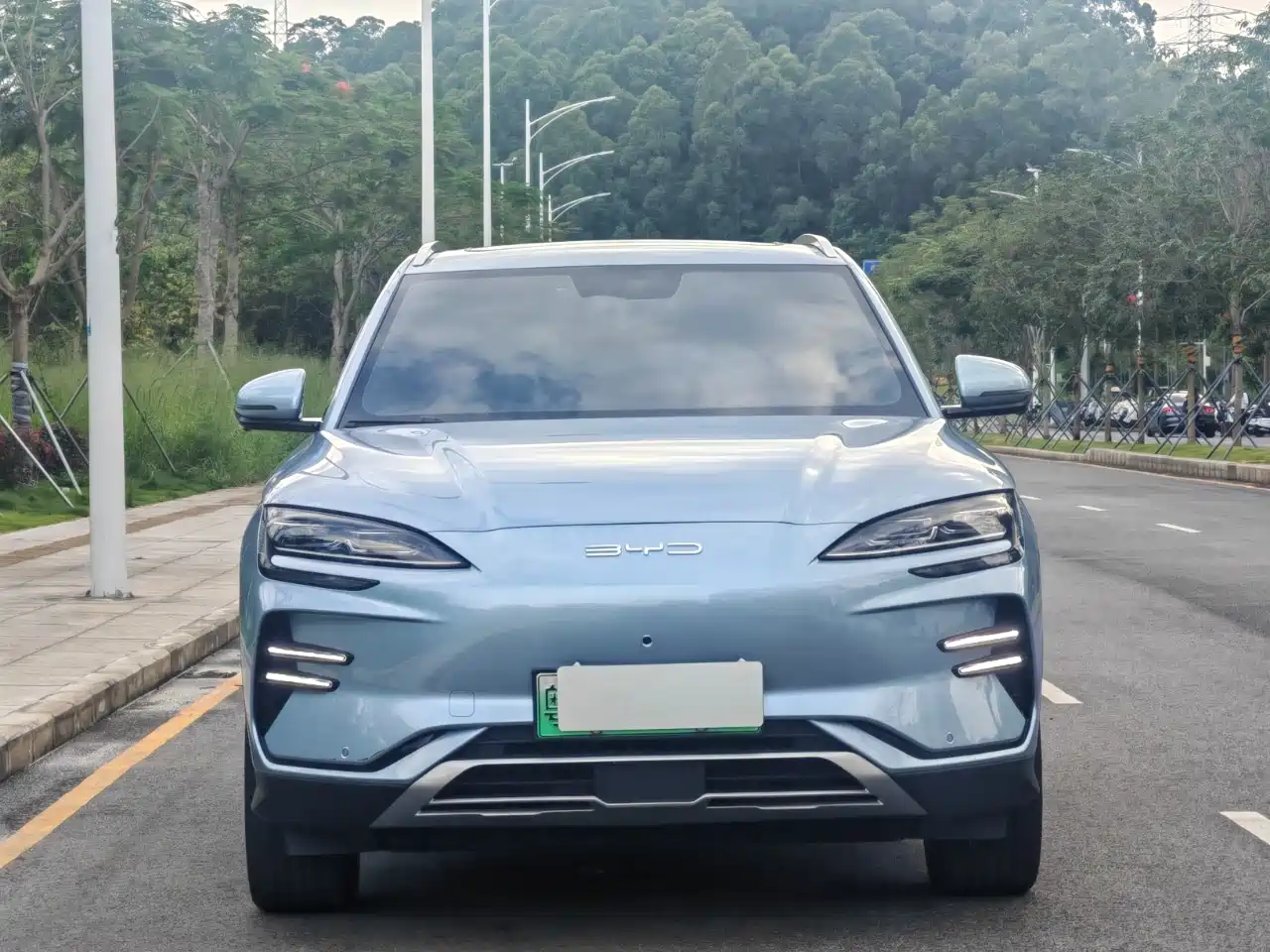 BYD Song PLUS PHEV 2024 Glory Edition EV 520km Premium фото 2