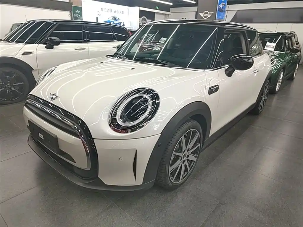 MINI MINI 2023 Facelift 1.5T COOPER Artist