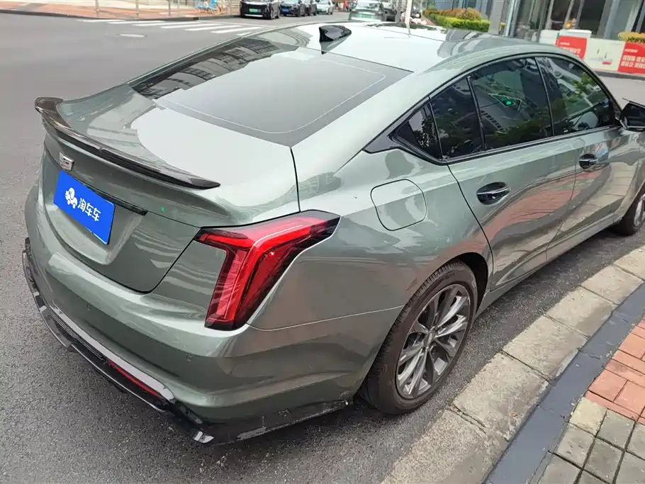 CADILLAC CT5