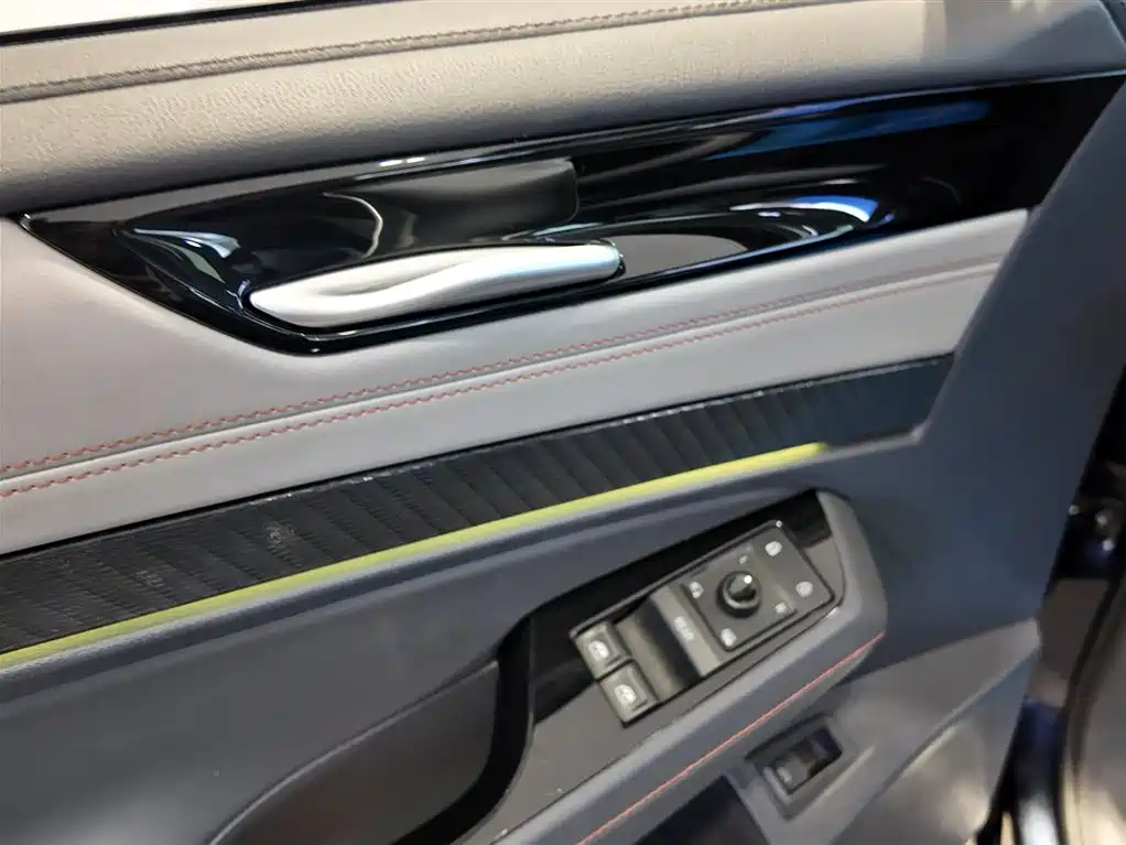 VOLKSWAGEN ID.7 VIZZION