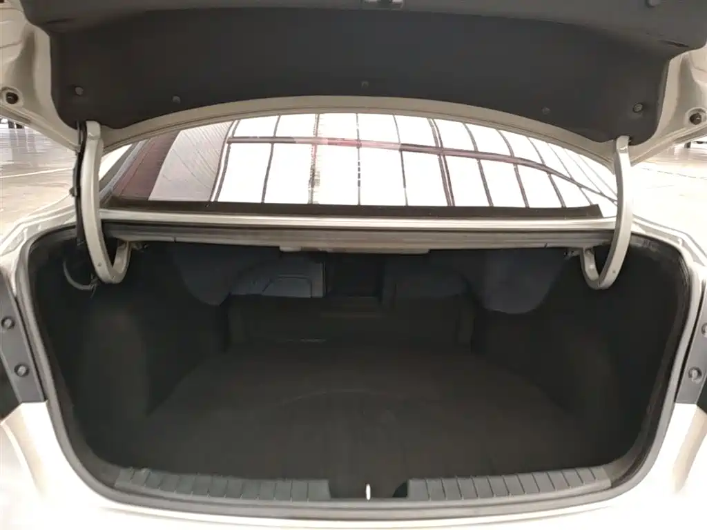 Hyundai Mistra 2017 1.8L Automatic Prestige DLX (China V) фото 19