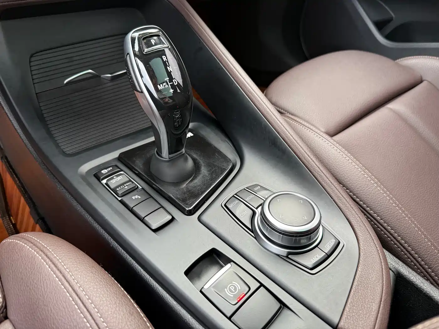 BMW X1 2022 sDrive25Li Leading фото 8
