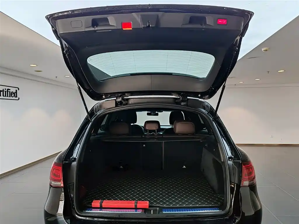 Mercedes-Benz GLC 2020 GLC 260 L 4MATIC Luxury фото 19