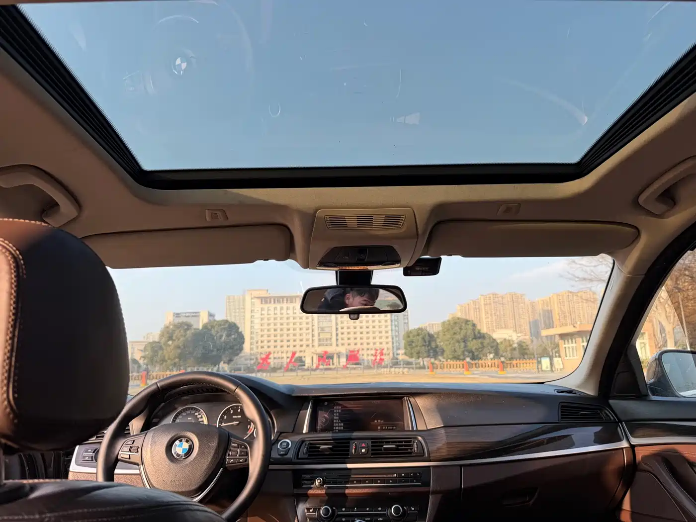 BMW 5 Series 2014 525Li Luxury Design Package фото 17