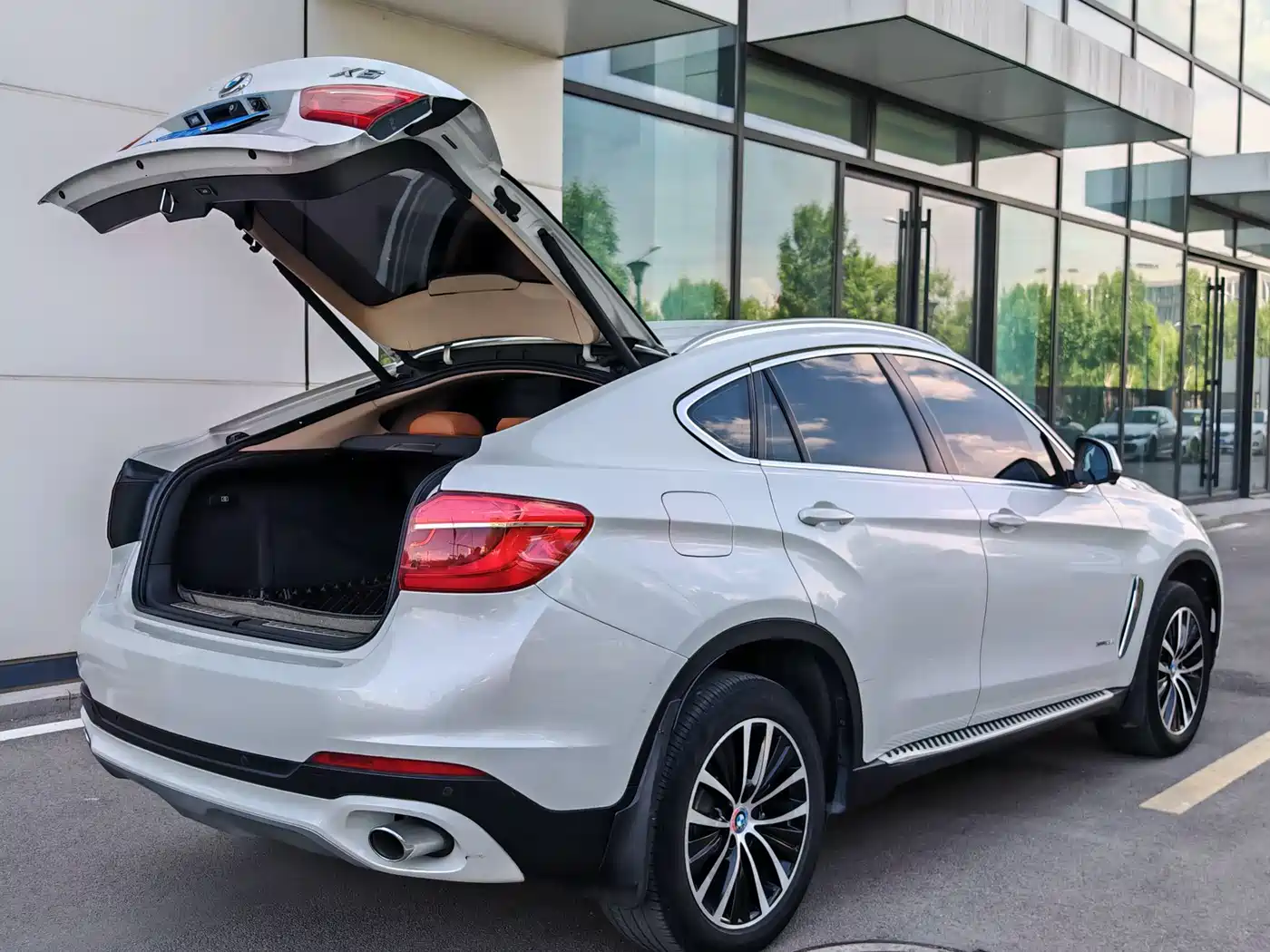 BMW X6 2015 xDrive35i Leading Type фото 7