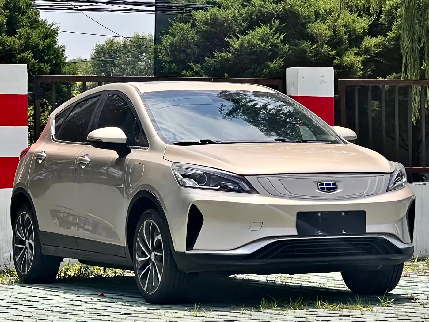 Geely Emgrand GSe 2018 2018 Premium Style