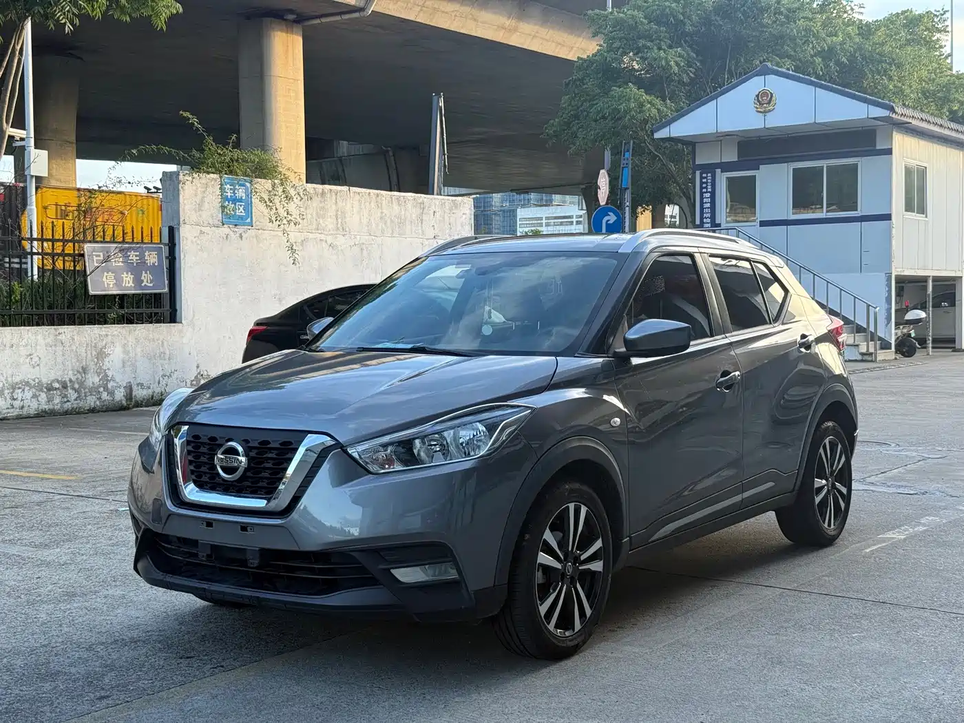 Nissan Kicks 2021 2021 1.5L XL CVT Cool Edition