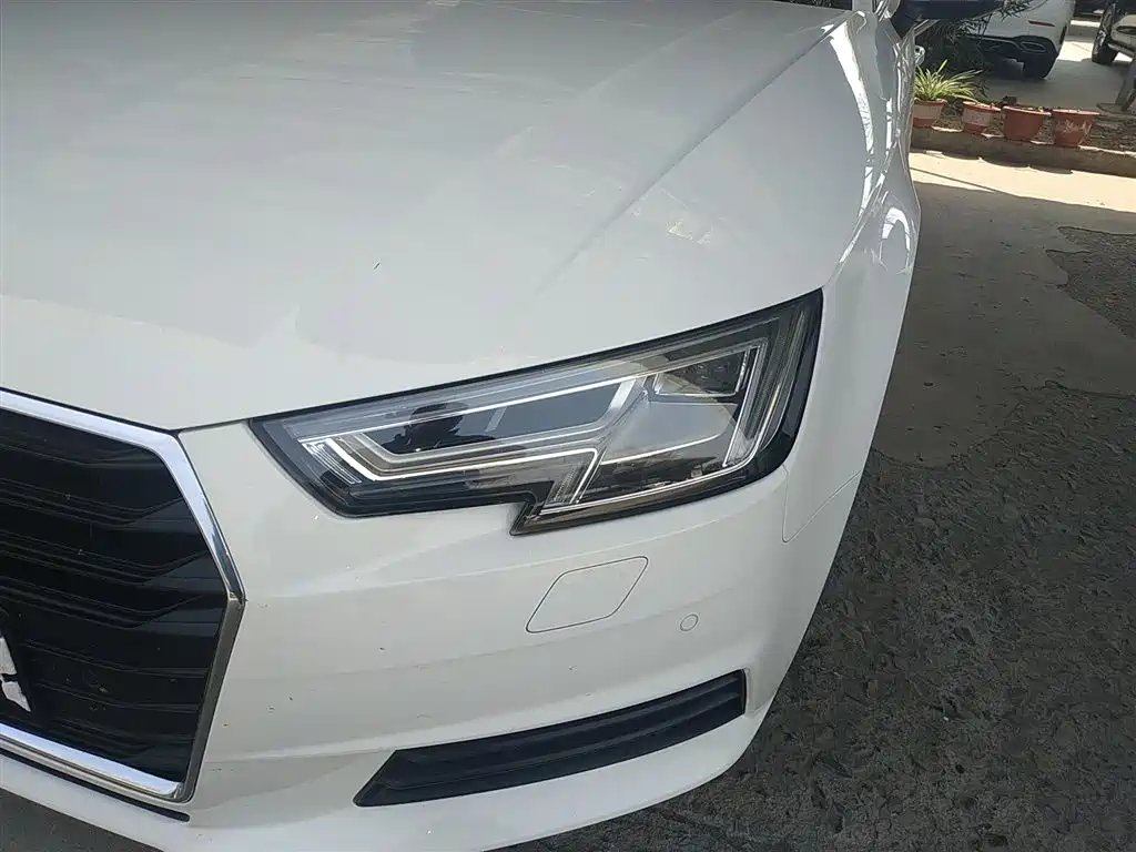 Audi A4L 2017 40 TFSI Fashion Edition фото 18