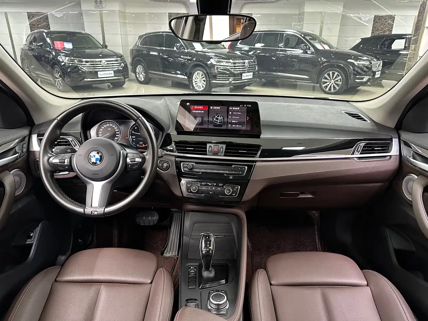 BMW X1 2021 sDrive25Li Leading фото 13