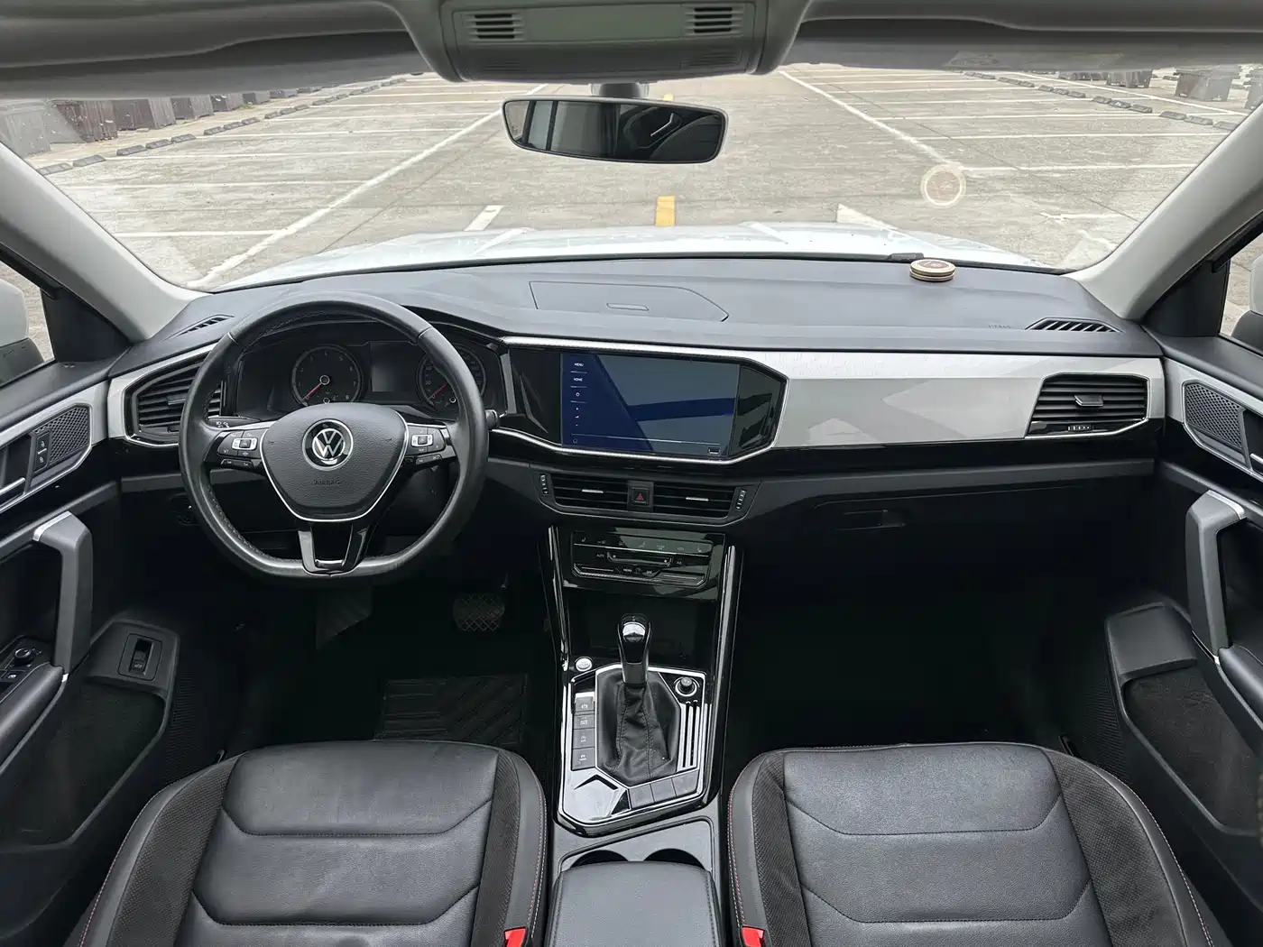 Volkswagen Tayron 2022 280TSI 2WD Luxury Smart Connect Edition фото 10