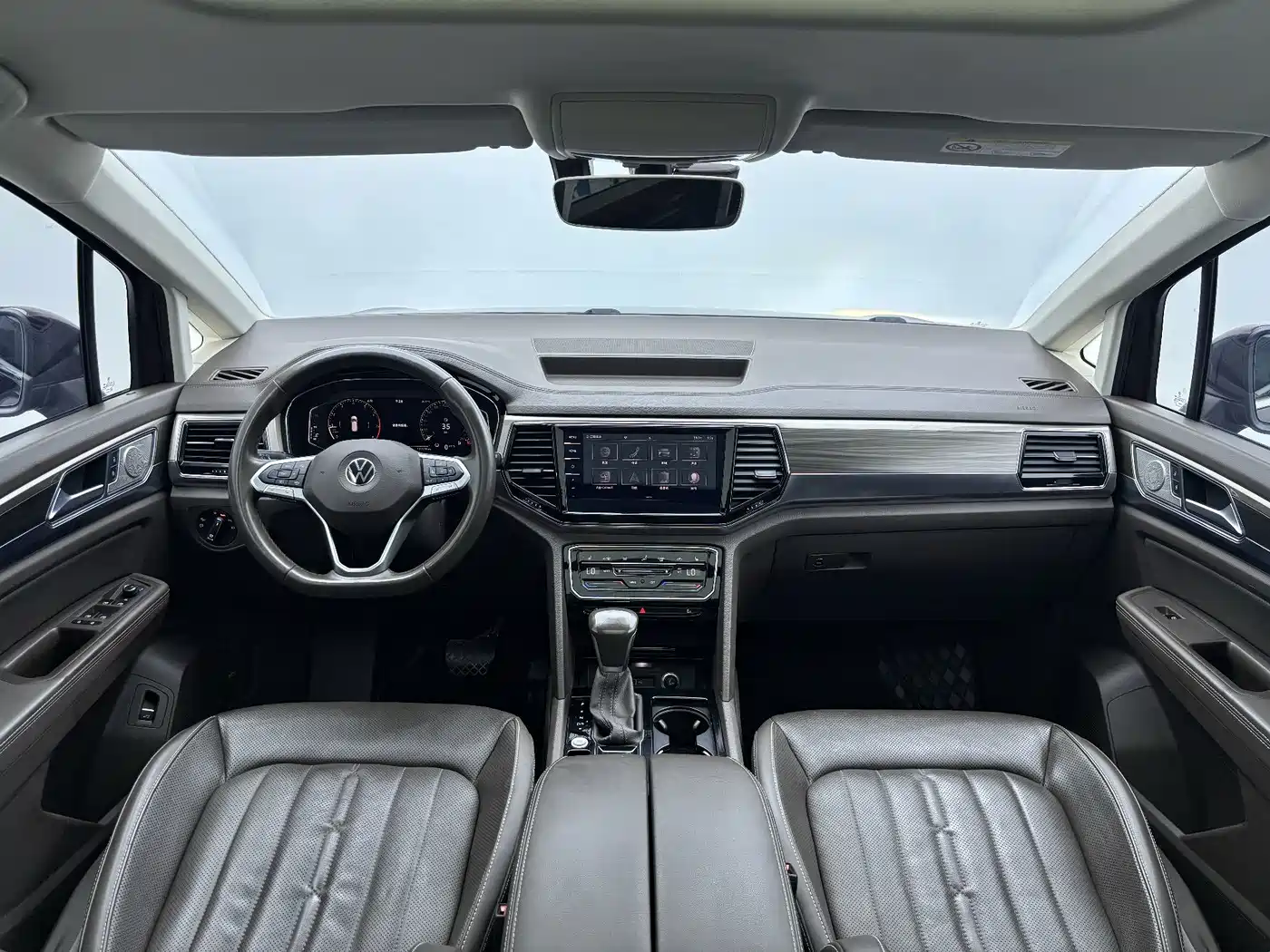 Volkswagen Viloran 2021 2020 330TSI Luxury Edition
