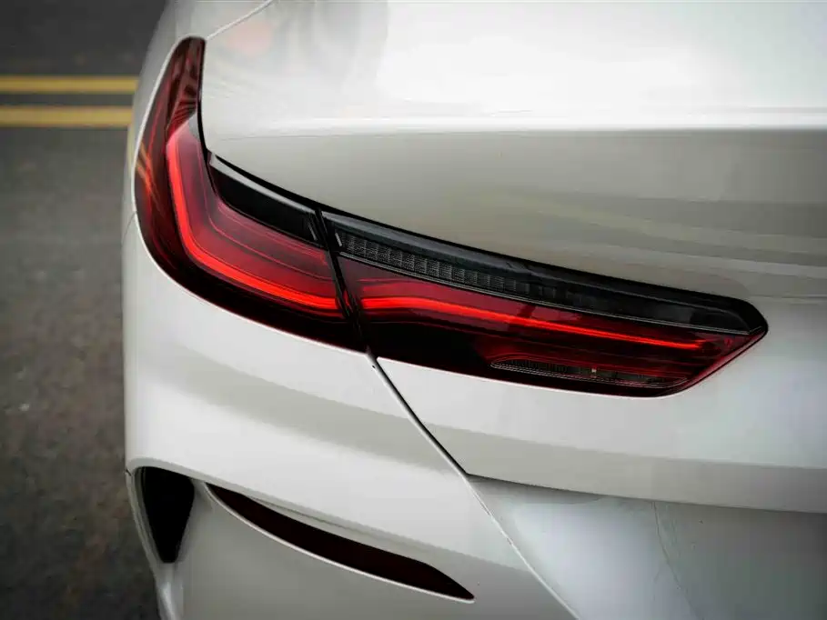 BMW 8 Series 2021 840i 4-door Coupe M Sport Package фото 9