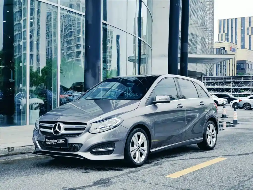 Mercedes-Benz B-Class 2018 B 200 Sport