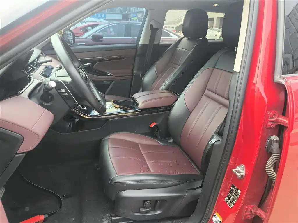 Land Rover Range Rover Evoque 2022 Facelift Range Rover Evoque L 249PS R-Dynamic Luxury фото 11