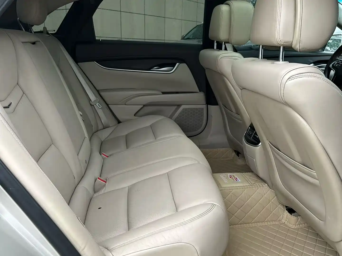 Photo 7 - Cadillac XTS
