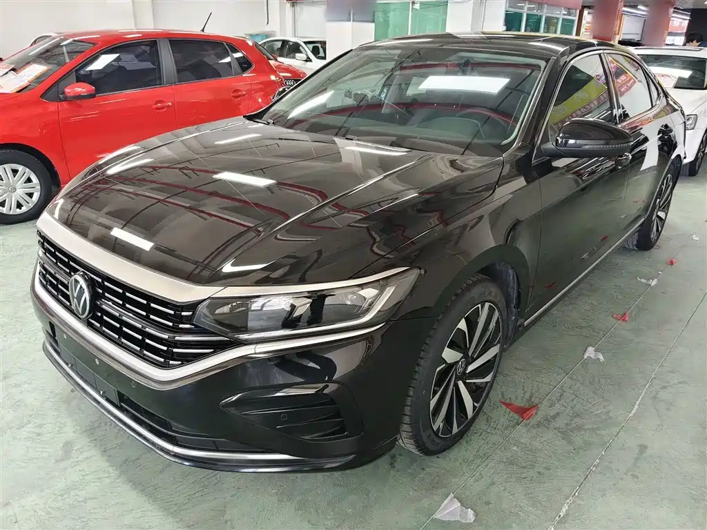 Volkswagen Passat 2023 330TSI Elite Edition фото 2