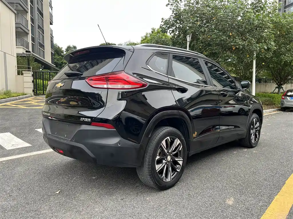 Chevrolet Trax 2019 Redline 325T Auto Fun Edition China VI фото 8