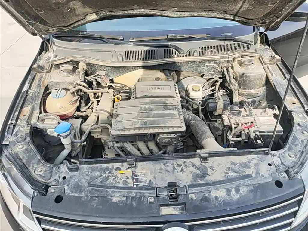 Volkswagen Lavida 2017 1.6L Manual Trend Edition фото 20