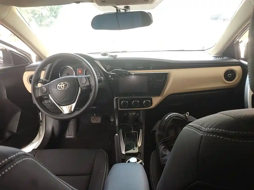 Toyota Corolla 2017 Facelift 1.2T S-CVT GL-i фото 10